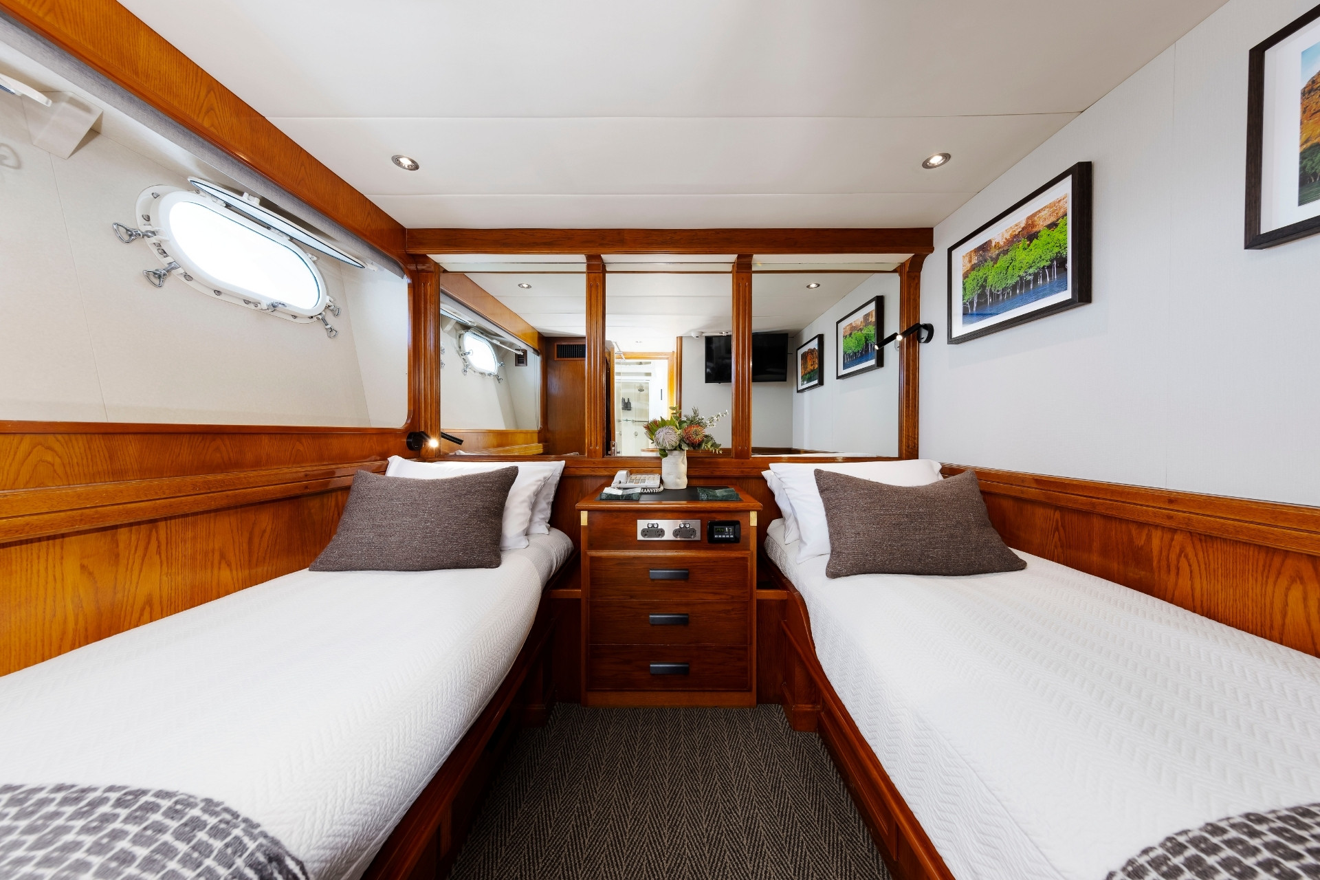 Phoenix One Superyacht Twin Stateroom
